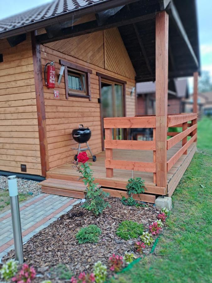 Bobrowe Zacisze - Domki Letniskowe Zarnowska Exteriör bild